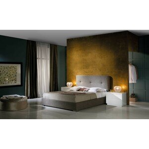 Estila Moderní elegantní postel Lourdes s čalouněním a vkusným prošíváním 140-180cm